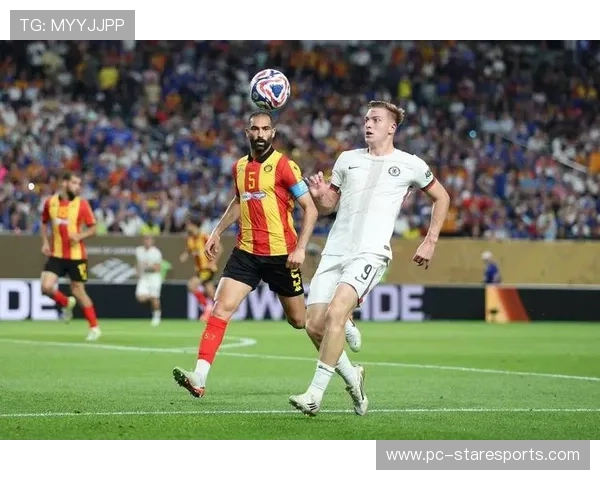 足球新星小朱崭露头角 一场逆袭之战引爆全场激情